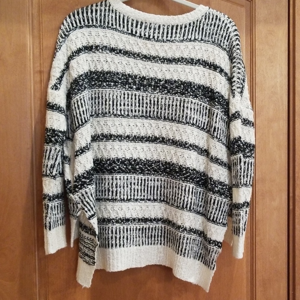 Sweater - Picture 2 of 2